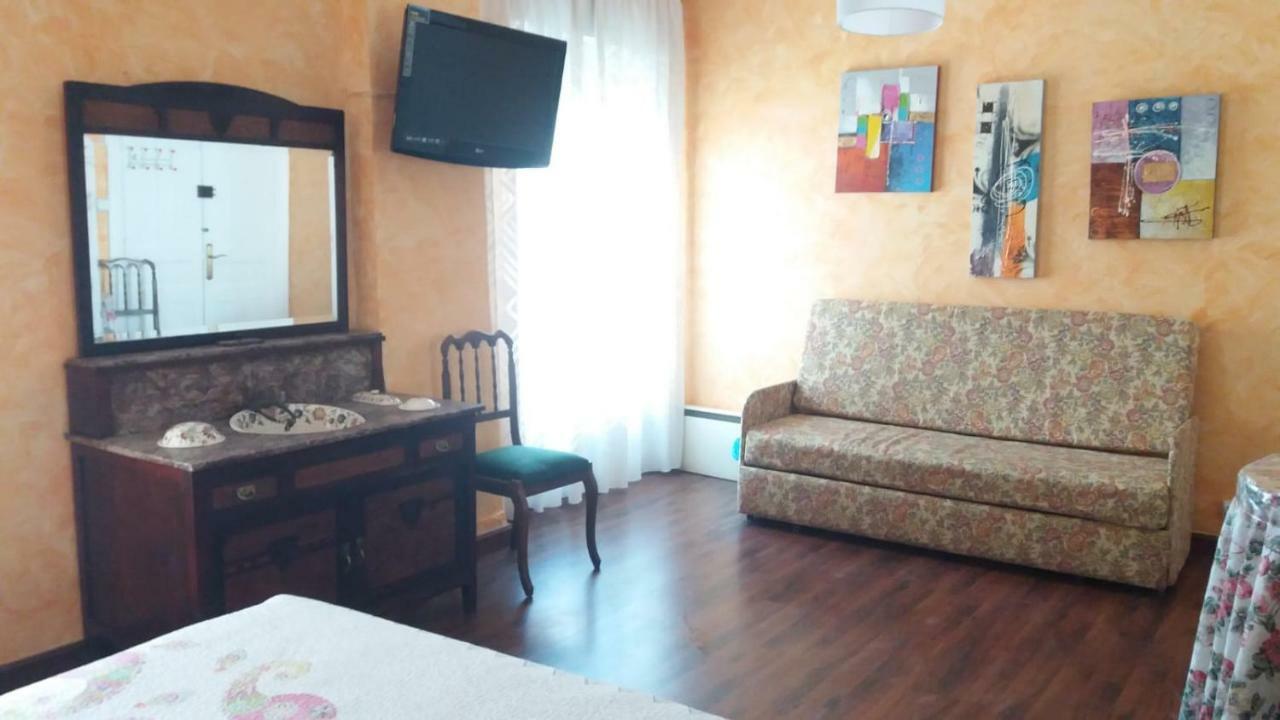 Hospedaje Menendez Pelayo Santander Exterior foto